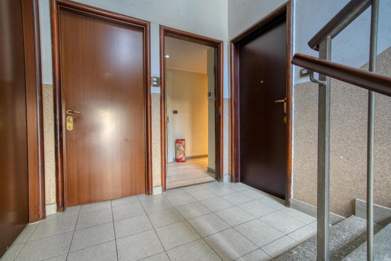 Caseospitali - Casa Galileo, Nuovo Bilocale Vicino Al Policlinico モンツァ エクステリア 写真